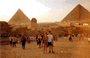 Развалины храма Сфинкса у подножия пирамид